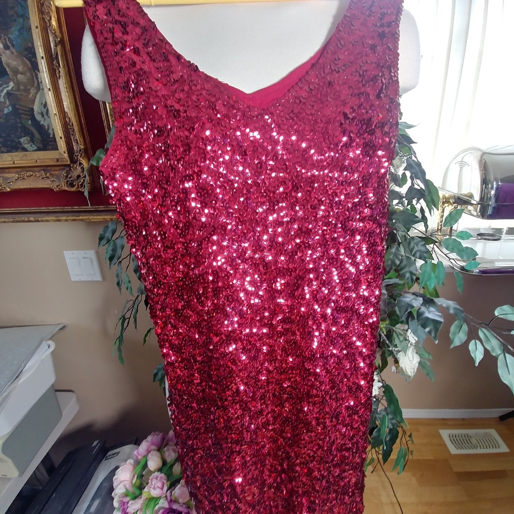 RED SEQUIN TANK DRESS SZ M TEA N ROSE